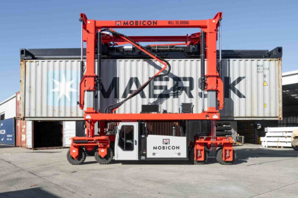 BLT WORLD's Mobicon straddle carriers are designed for efficient ...