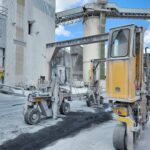 Safe and cost-efficient container handling in mining